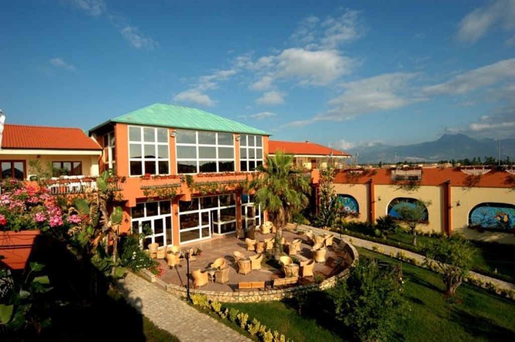 Minerva Club Resort & Golf Марина-ди-Сибари Экстерьер фото