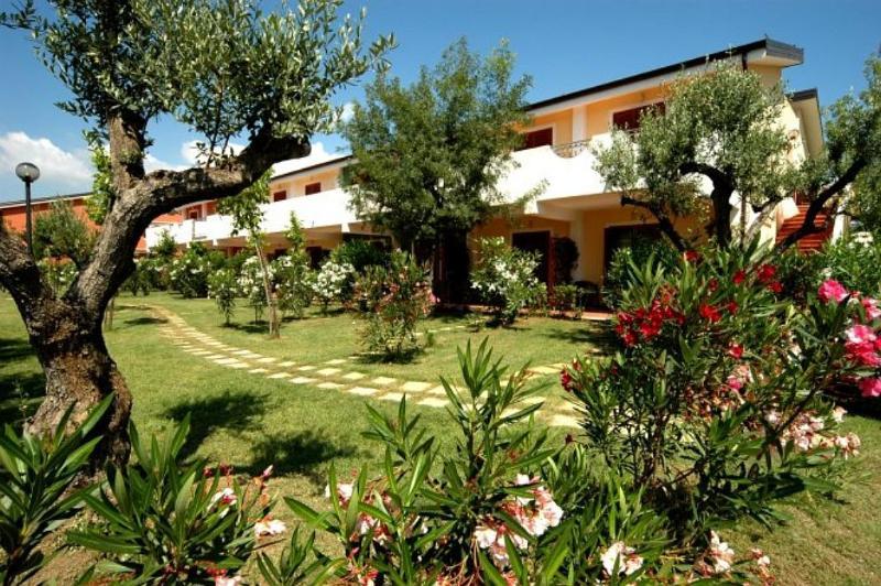 Minerva Club Resort & Golf Марина-ди-Сибари Экстерьер фото